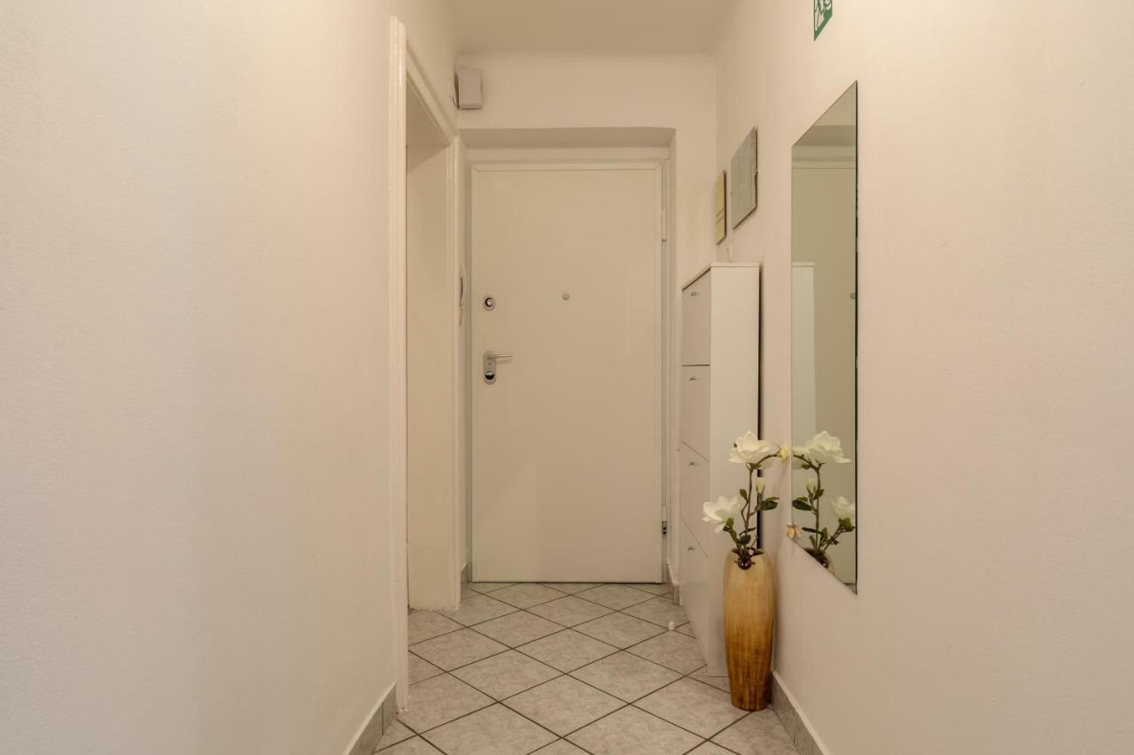 Apartment Nemo スプリト エクステリア 写真